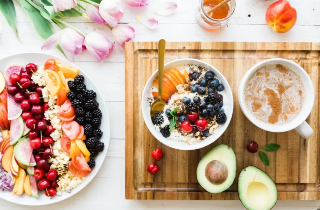 Colorful healthy breakfast, a symbol of connected health lifestyle.